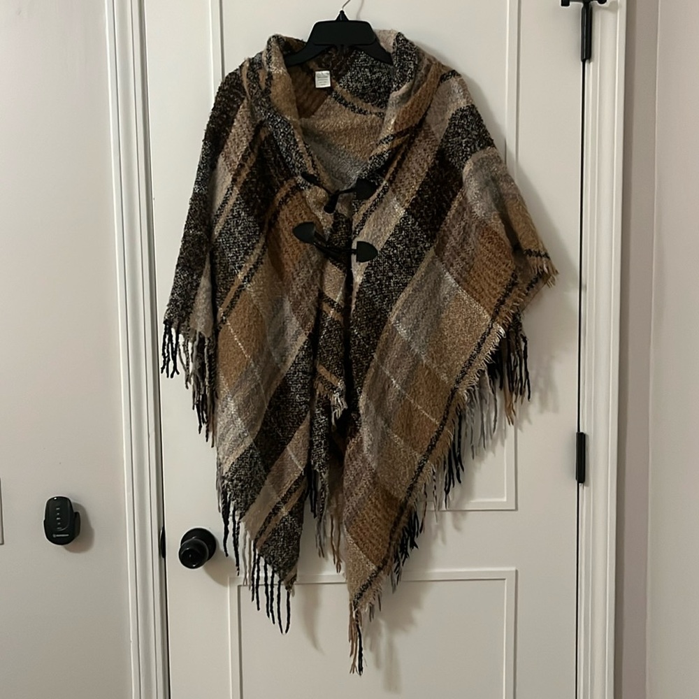 Ninety’s plaid fringed poncho